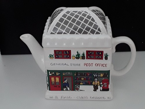 Wade english life - wade, teapots