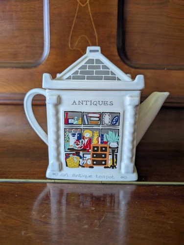 Vintage wade pottery - wade, english