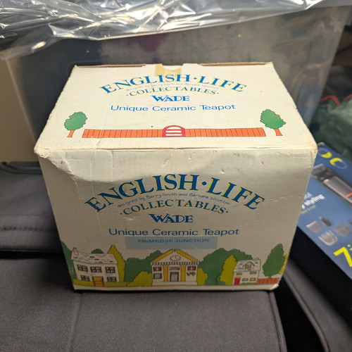 Wade english life collectables - life,