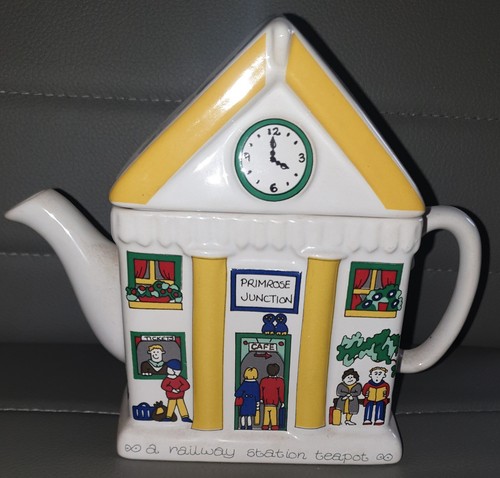 Wade ceramic english - wade, life